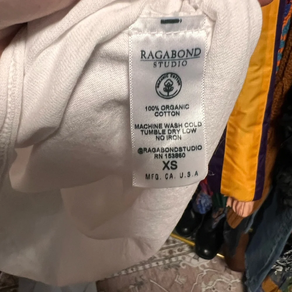 Free People Ragabond Studios Salty Shasta Tee in Vintage White NWOT - Picture 9 of 10